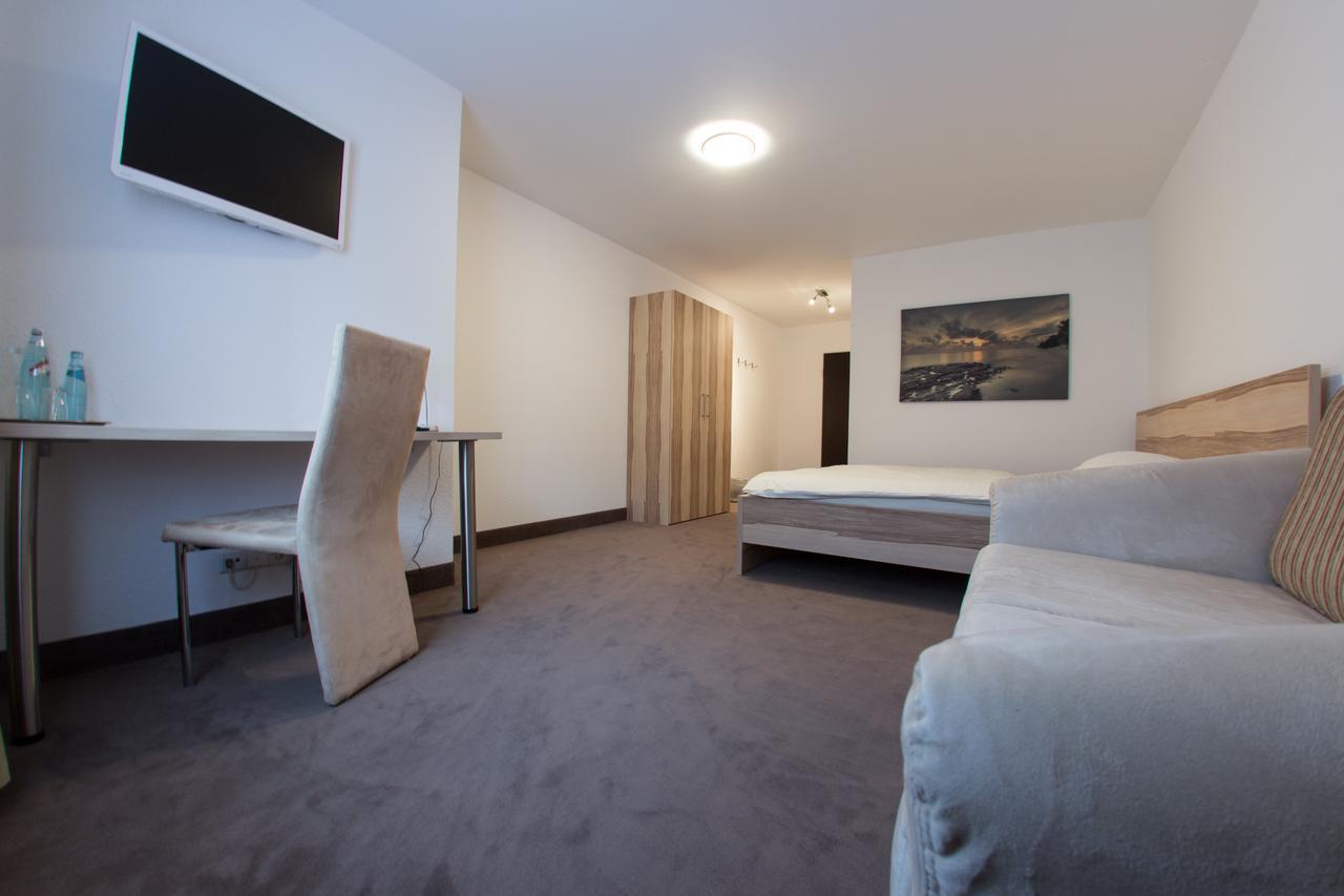 Hotel Stadt Тутлинген Экстерьер фото
